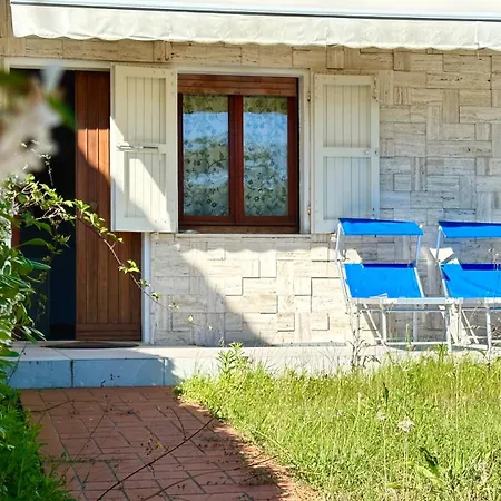 M404 - Marcelli, Trilocale Con Giardino A Due Passi Dal Mare *